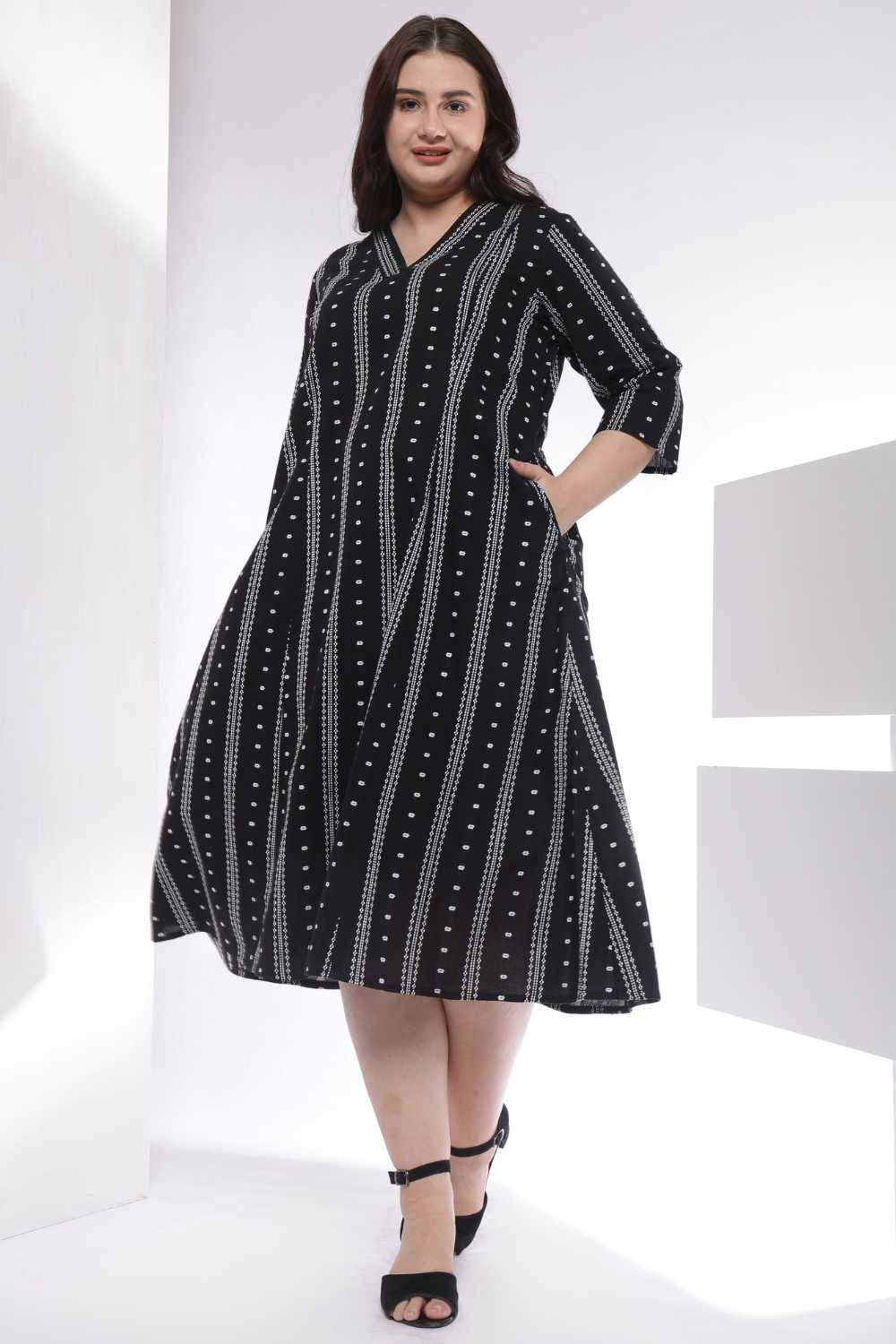Plus Size Black Weave Work Cotton Midi Dress