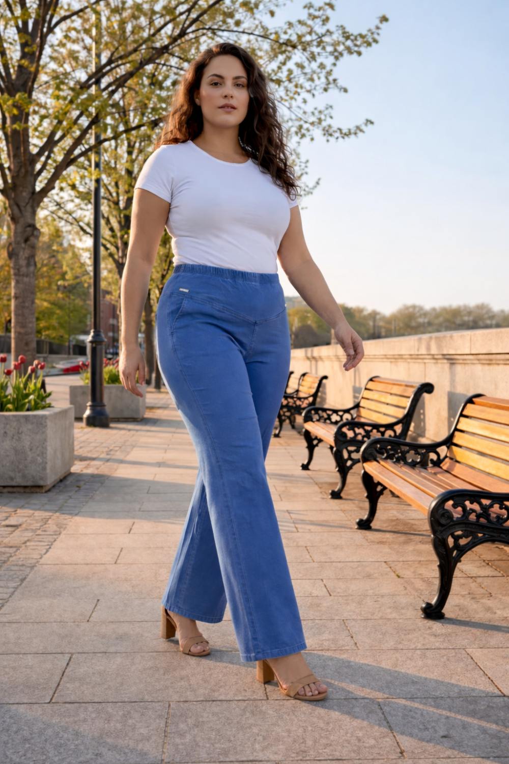 Plus Size Bermuda Blue Flare Jeans
