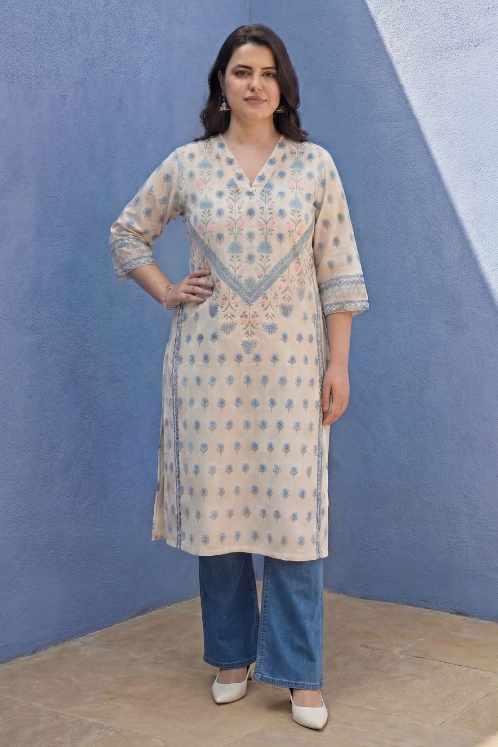 Plus Size Cream Mughal Floral Cotton V-Neck Kurta