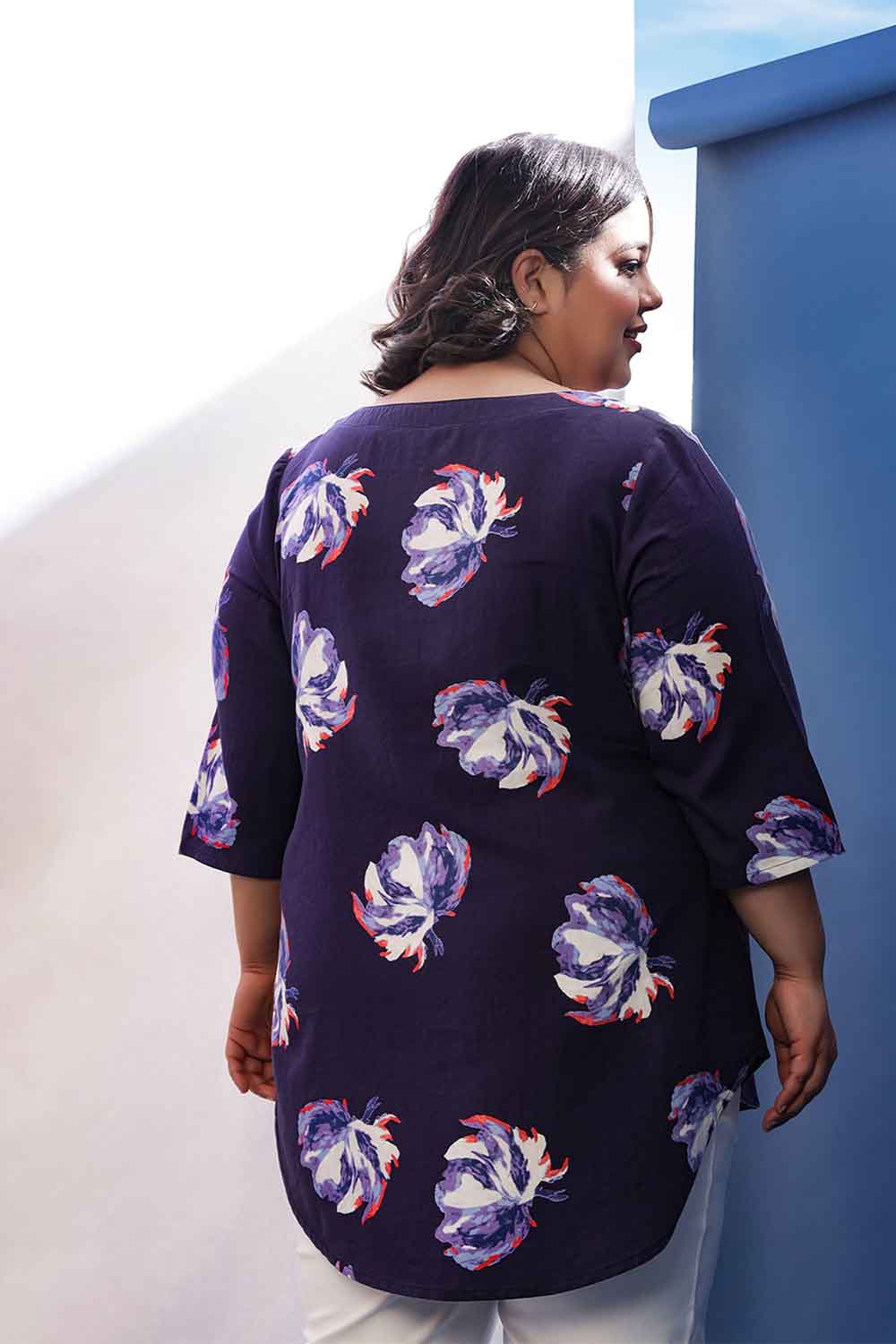Plus Size Dark Blue Floral Print V Neck Top