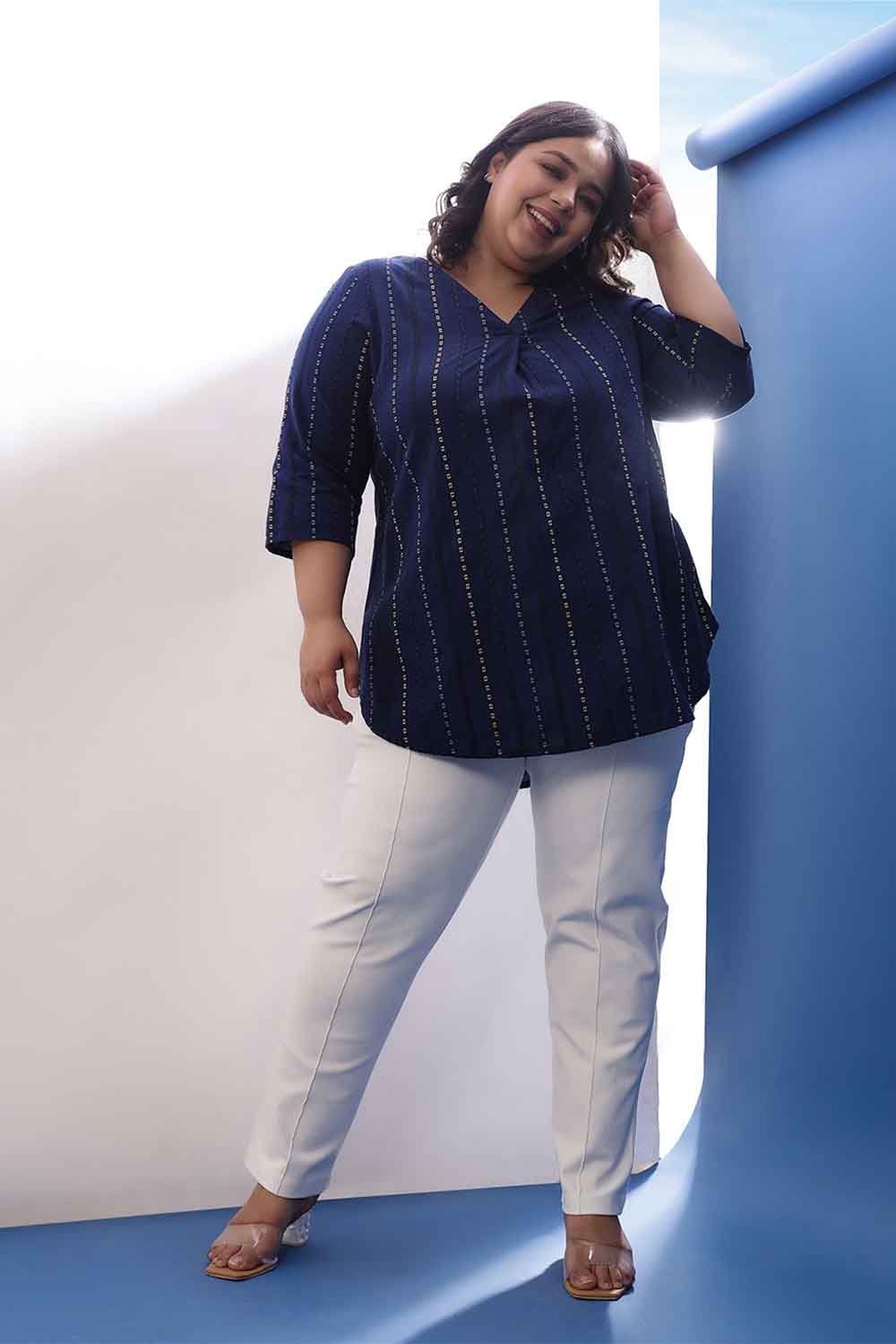 Plus Size Plus Size Blue Weave Work V Neck Cotton Top