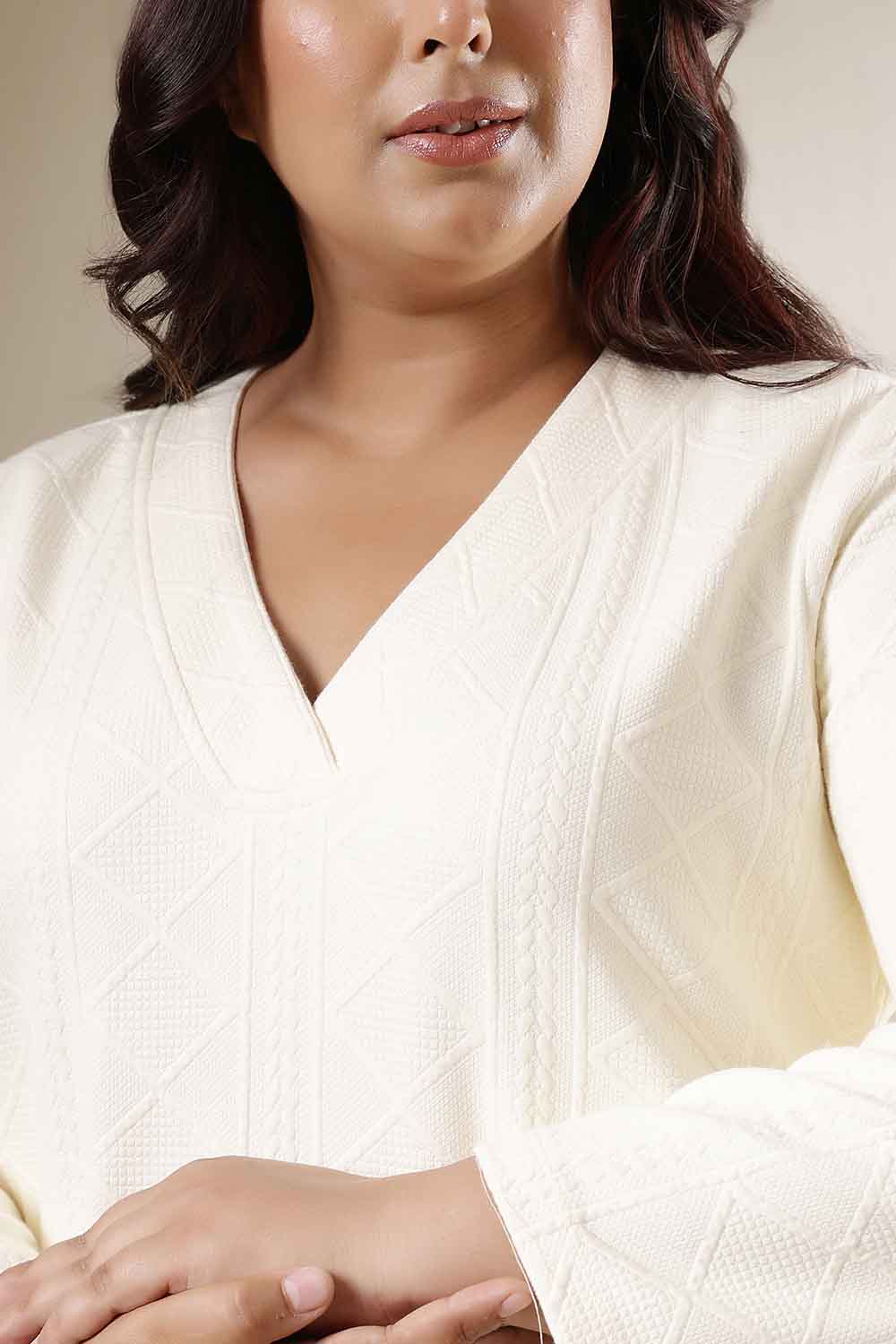 Plus Size Ivory Chunky Knit V Neck Kurta