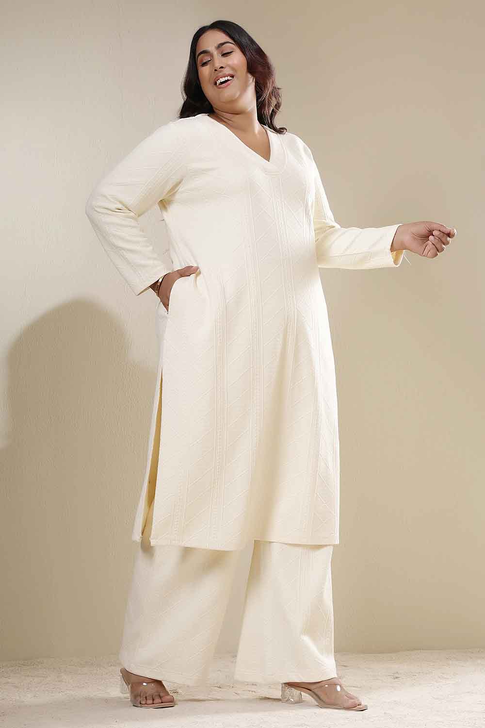 Comfortable Plus Size Ivory Chunky Knit V Neck Kurta Coord Set