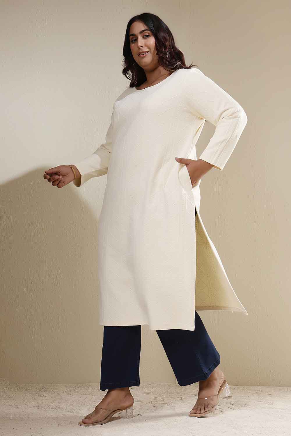 Plus Size Ivory Chunky Knit Round Neck Kurta for Women