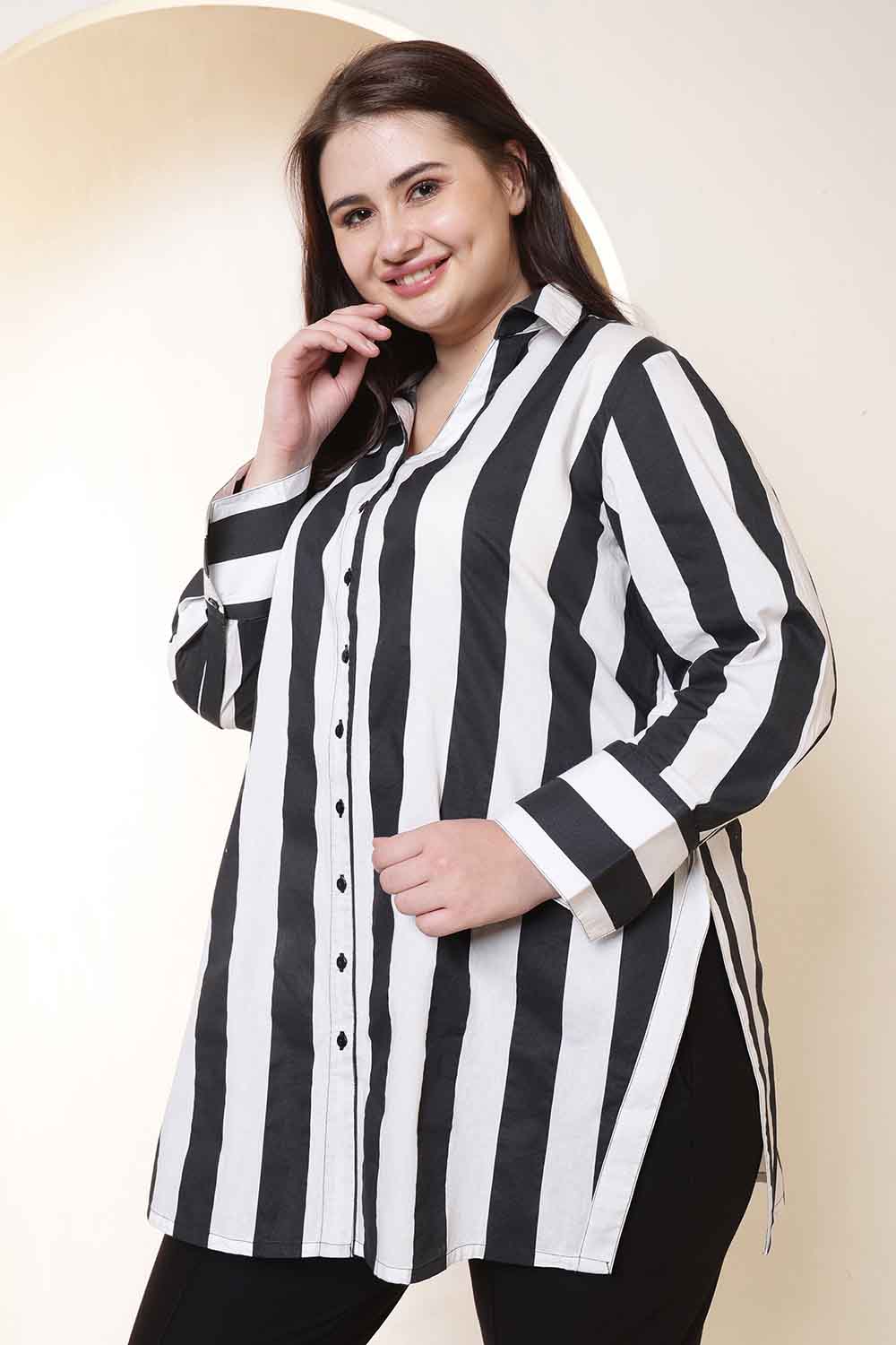 Plus Size Bold Stripe High Slit Styled Cuff Cotton Shirt