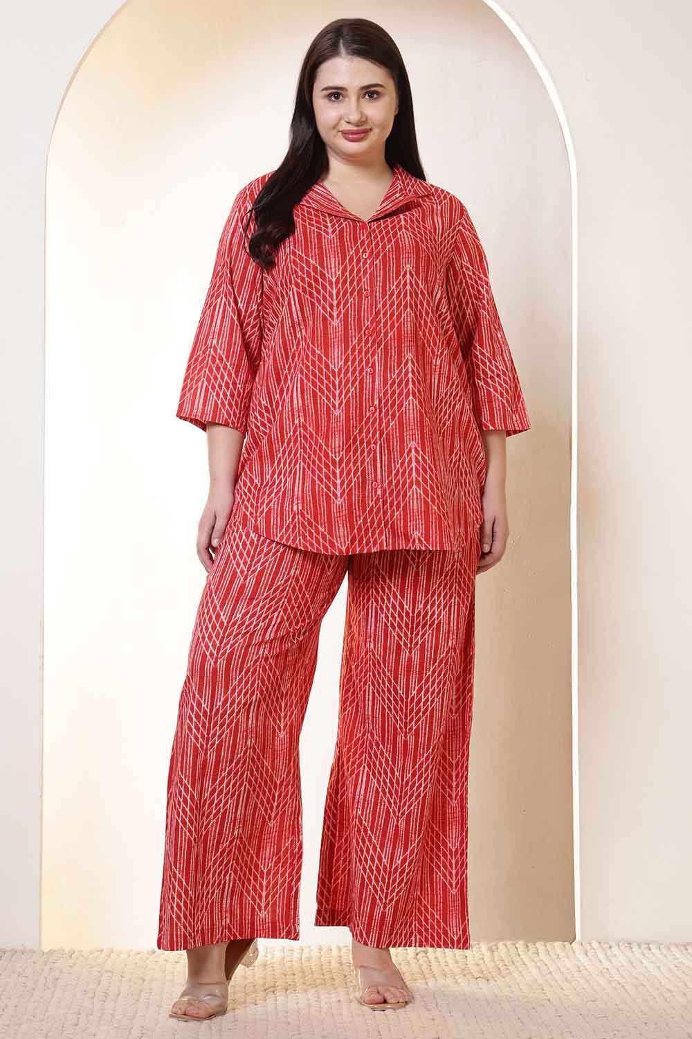 Plus Size Plus Size Bold Red & White Print Cotton Shirt Coord Set