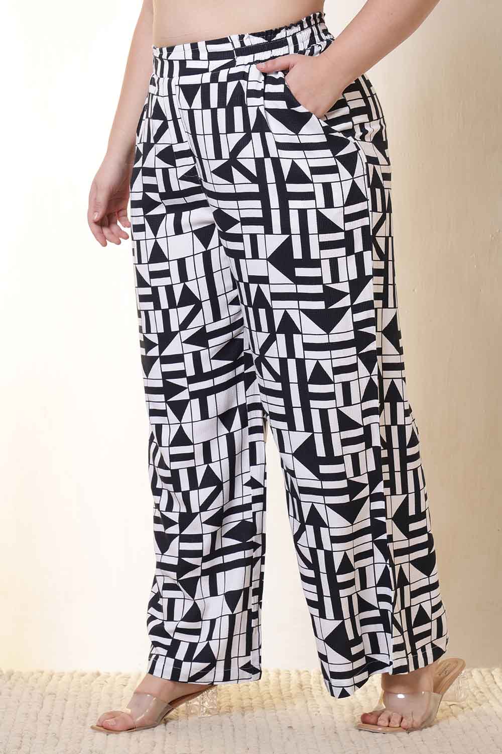 Comfortable Plus Size Black & White Geometric Print Cotton Kurta Coord Set