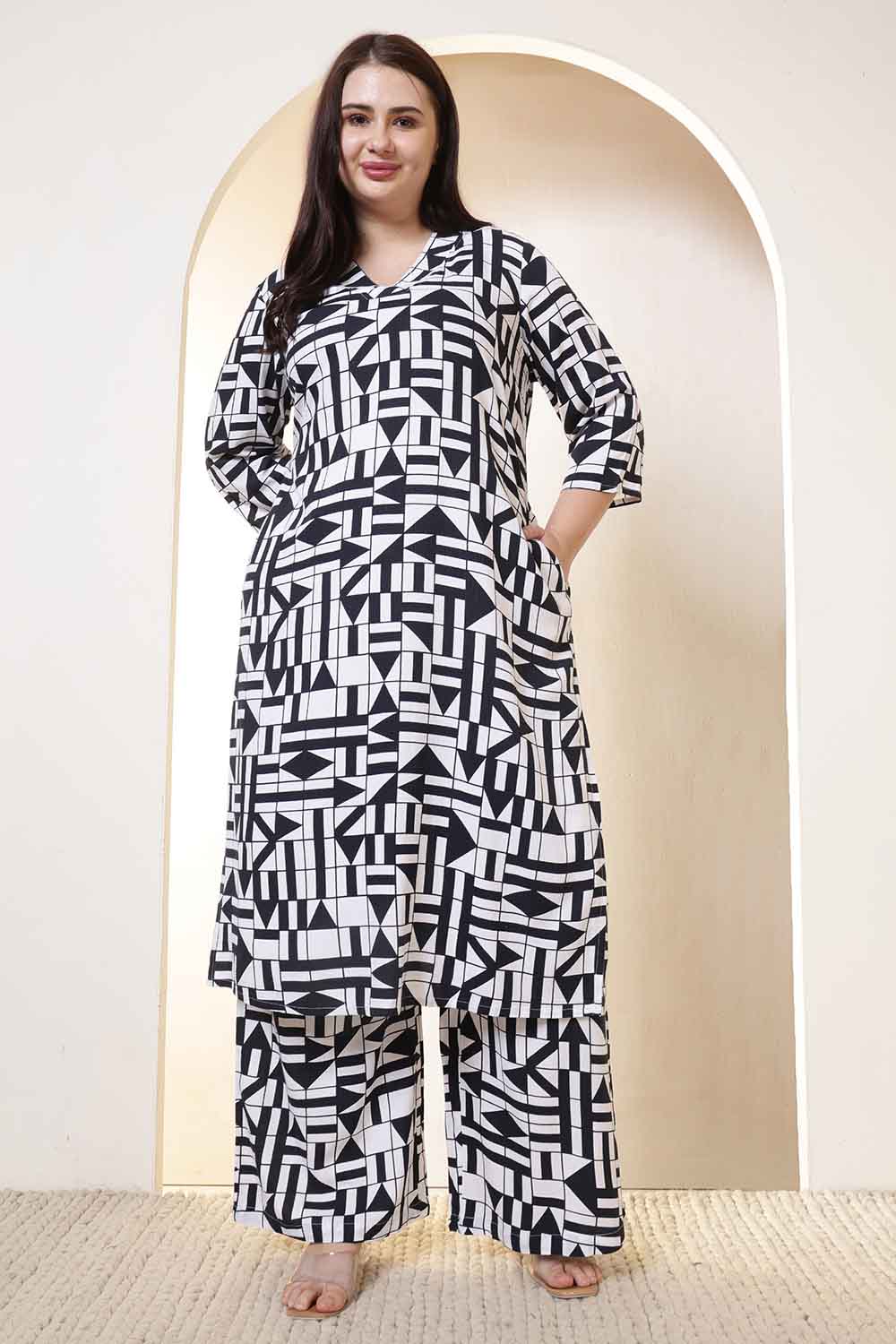 Plus Size Black & White Geometric Print Cotton Kurta Coord Set for Women