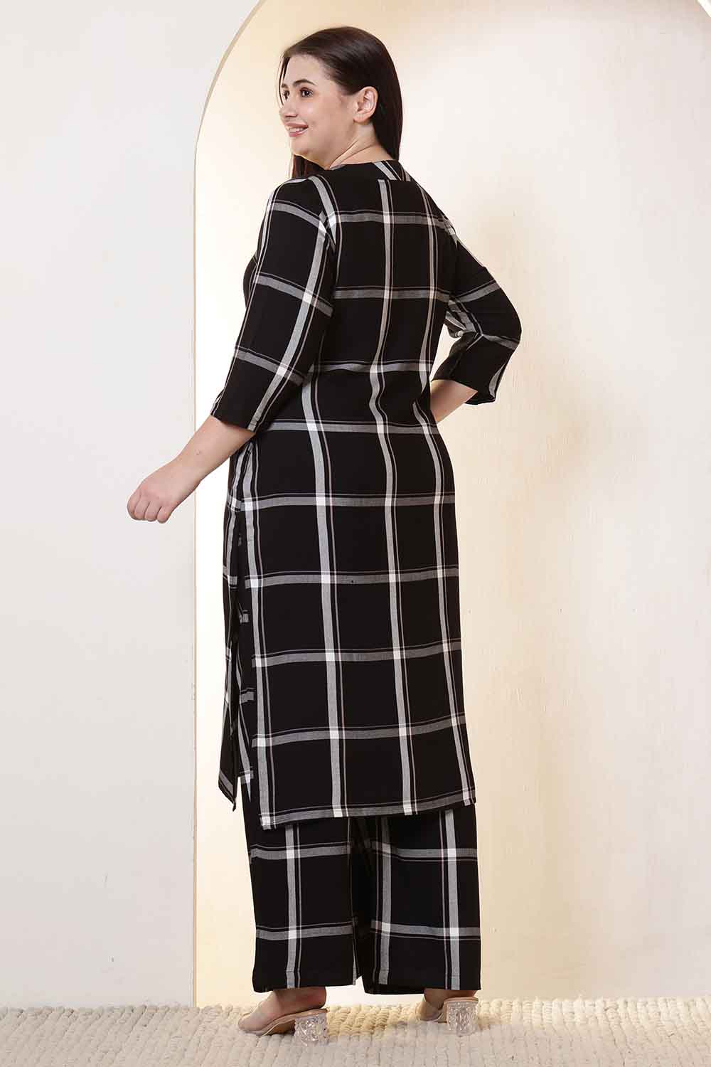 Comfortable Plus Size Black & White Checkered Rayon Twill Kurta Coord Set