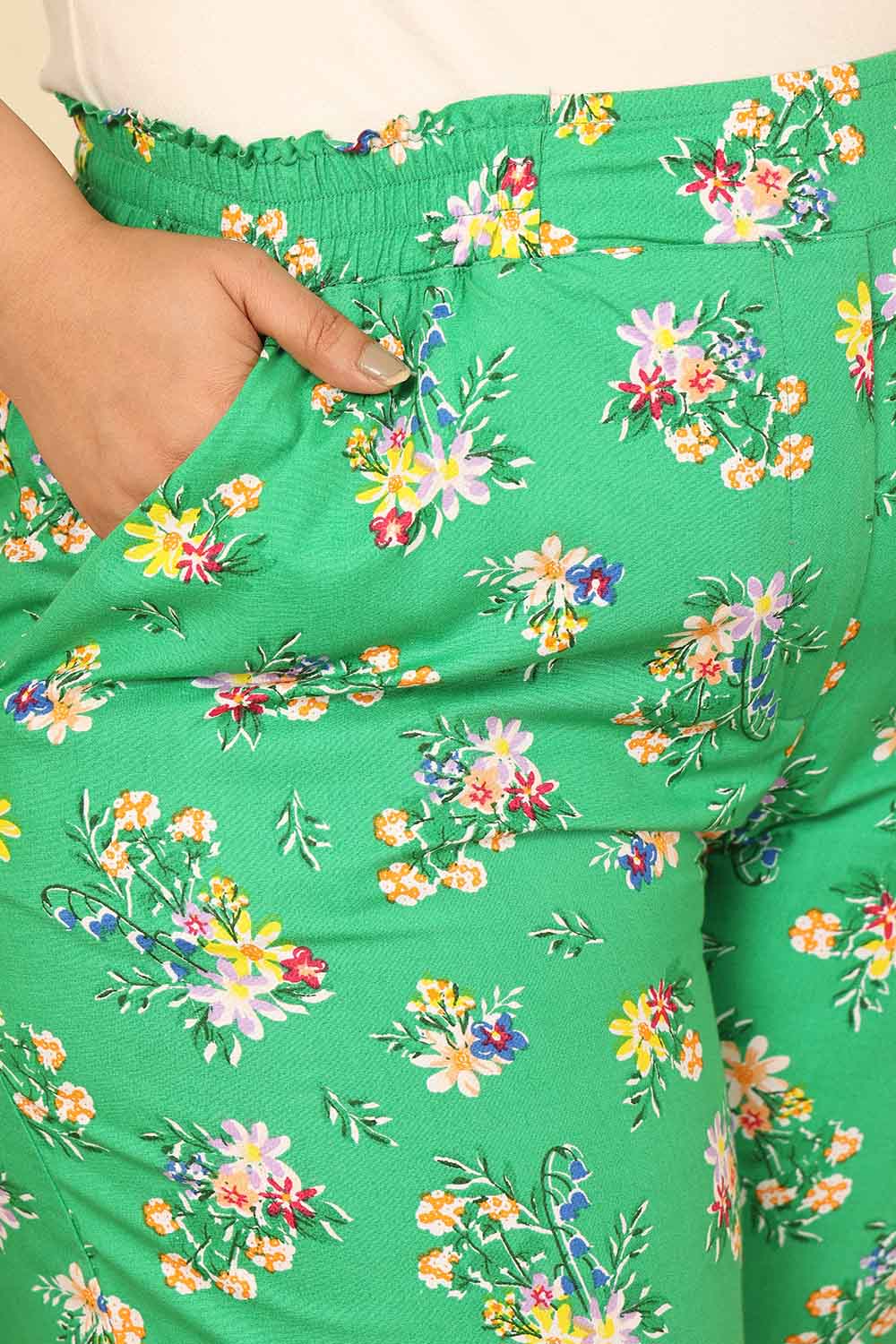 Comfortable Plus Size Green Floral Print Cotton Kurta Coord Set
