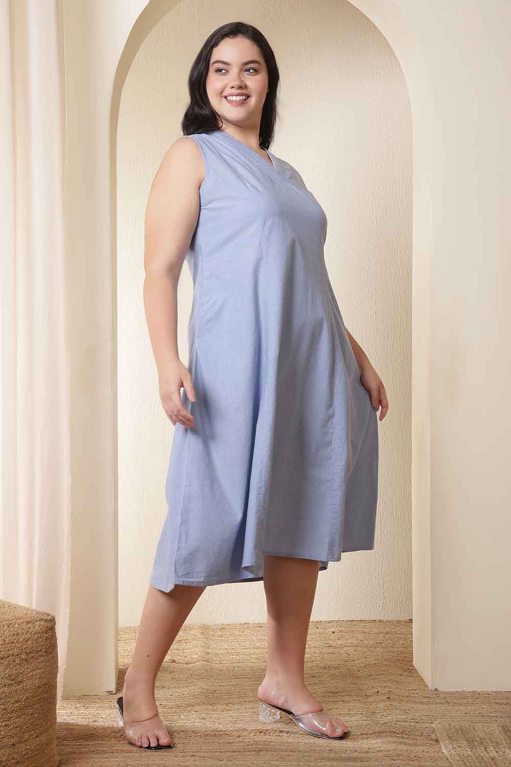 Plus Size Light Blue Sleeveless Cotton Midi Dress