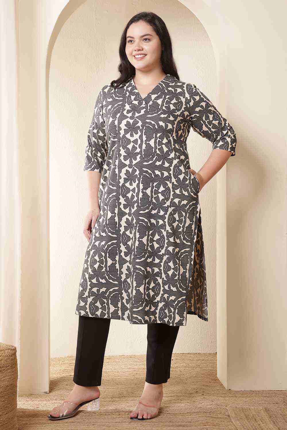 Plus Size Black & Beige Abstract Print Cotton Kurta