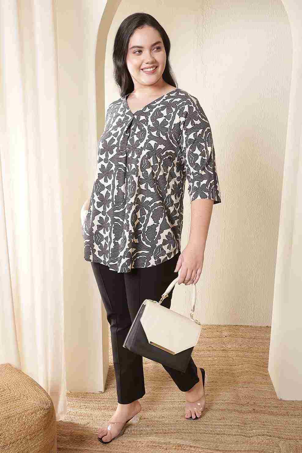 Plus Size Black & Beige Abstract Print V Neck Cotton Top