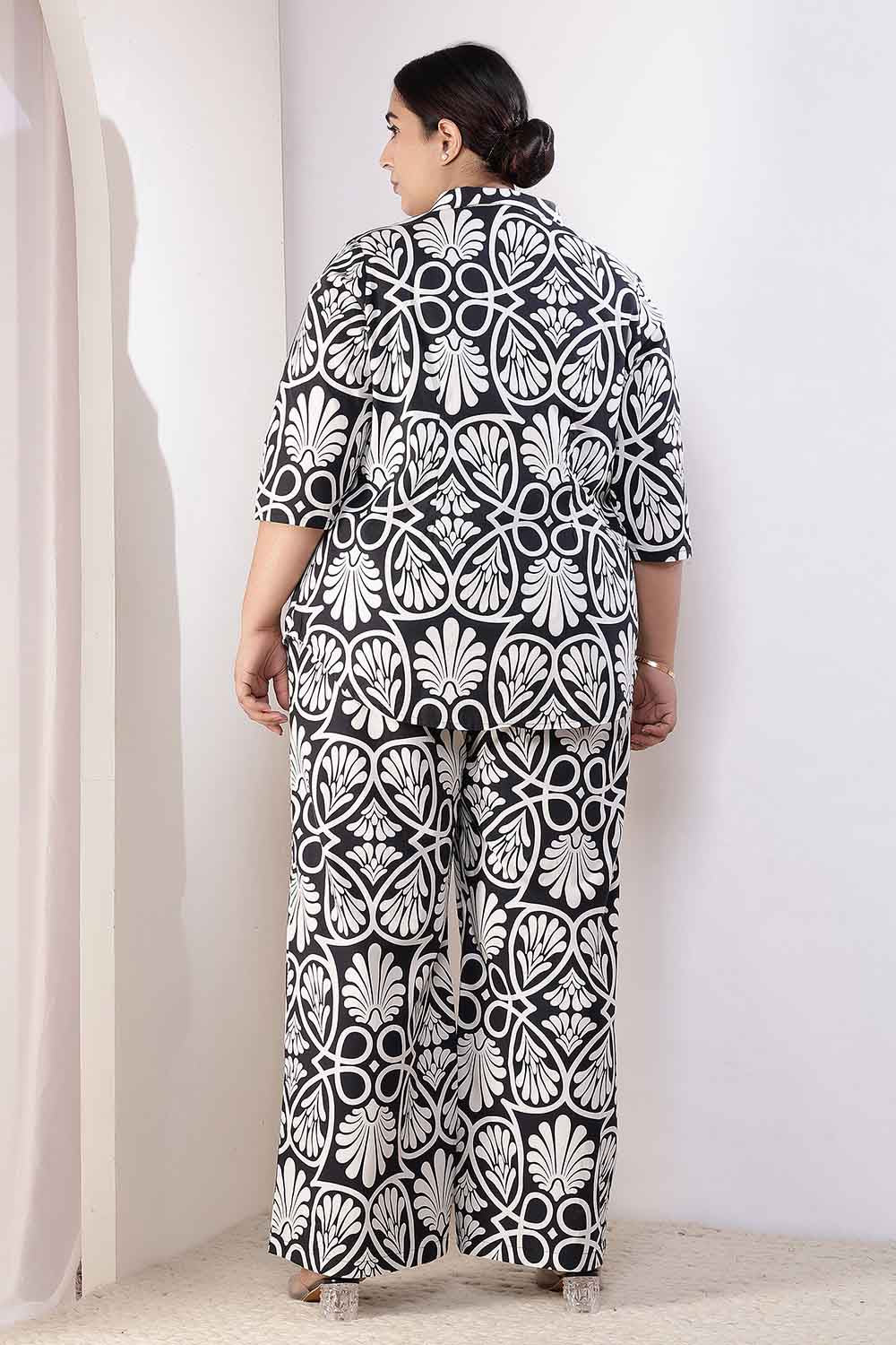 Plus Size Black & White Floral Print Cotton Shirt Coord Set