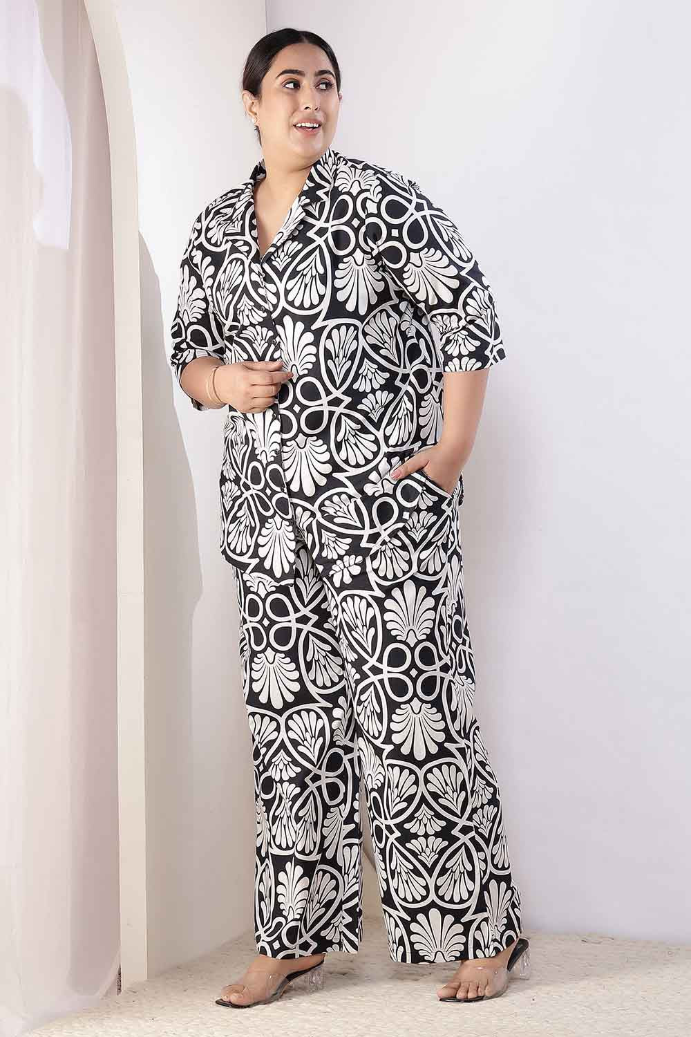 Plus Size Black & White Floral Print Cotton Shirt Coord Set for Women