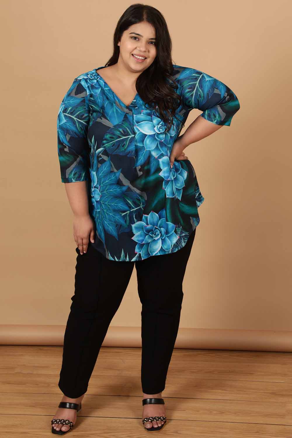 Plus Size Plus Size Black Deepwater Printed Centre Pleat Top