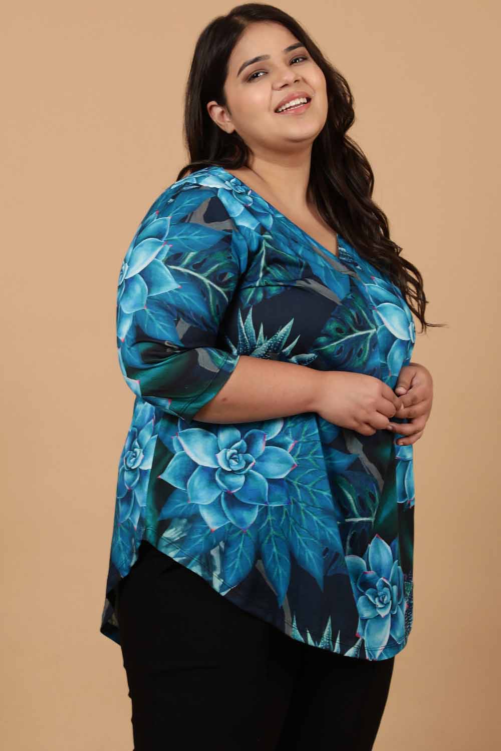 Plus Size Black Deepwater Printed Centre Pleat Top for Women