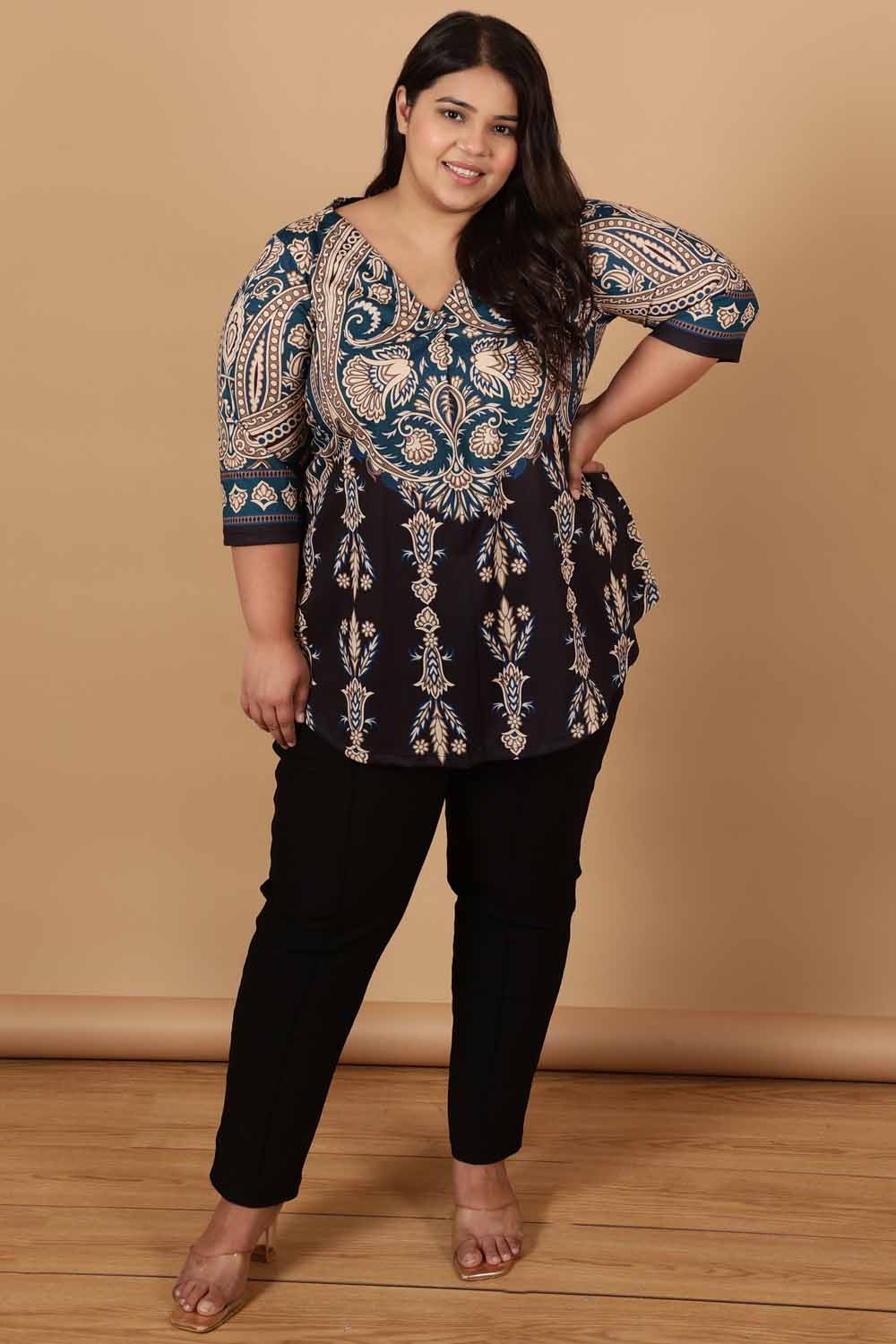 Plus Size Plus Size Black Luxe Ethnic Print Centre Pleat Top