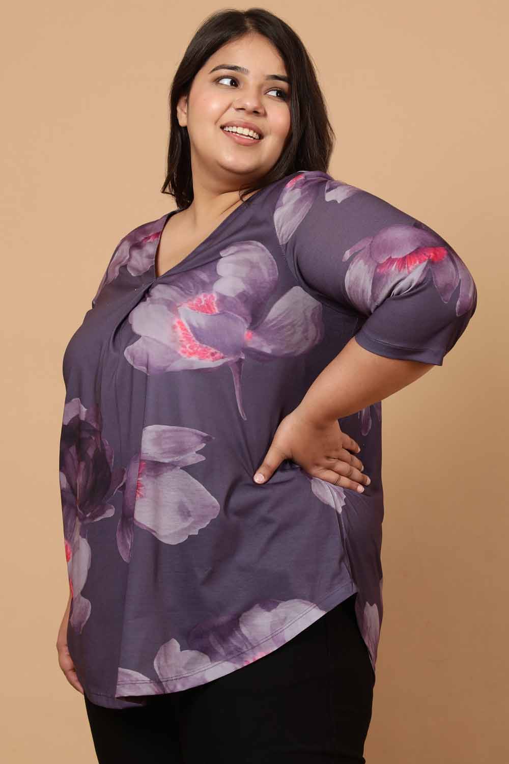 Comfortable Plus Size Purple Floral Printed Centre Pleat Top