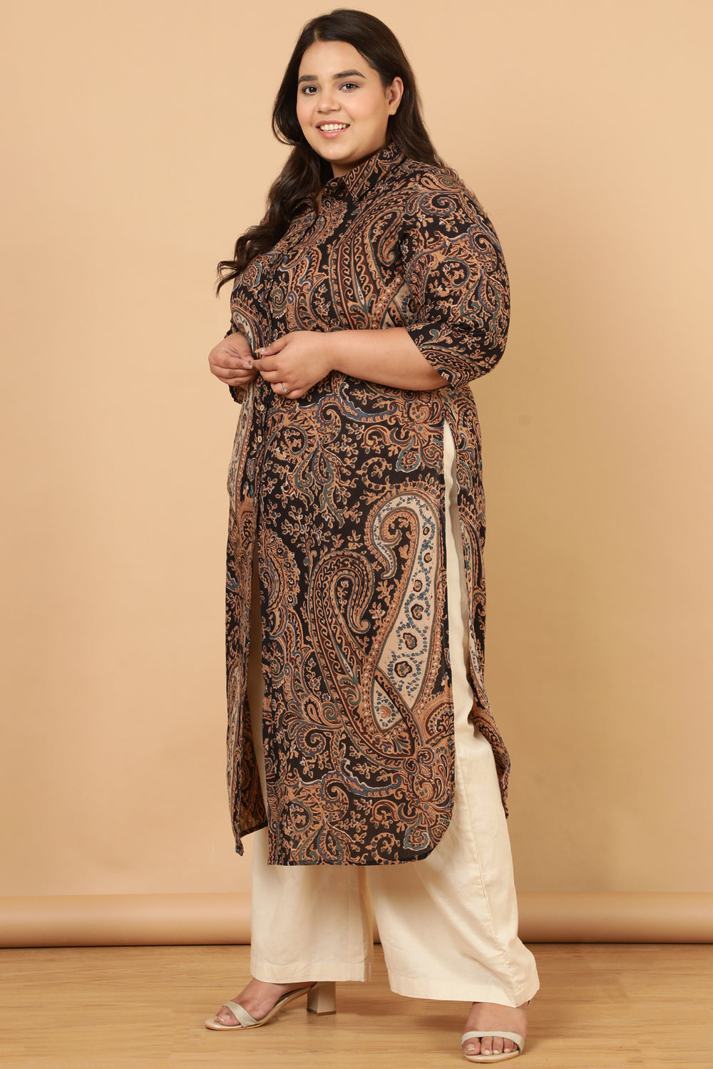 Comfortable Black Paisley Print Cotton Kurta Shrug