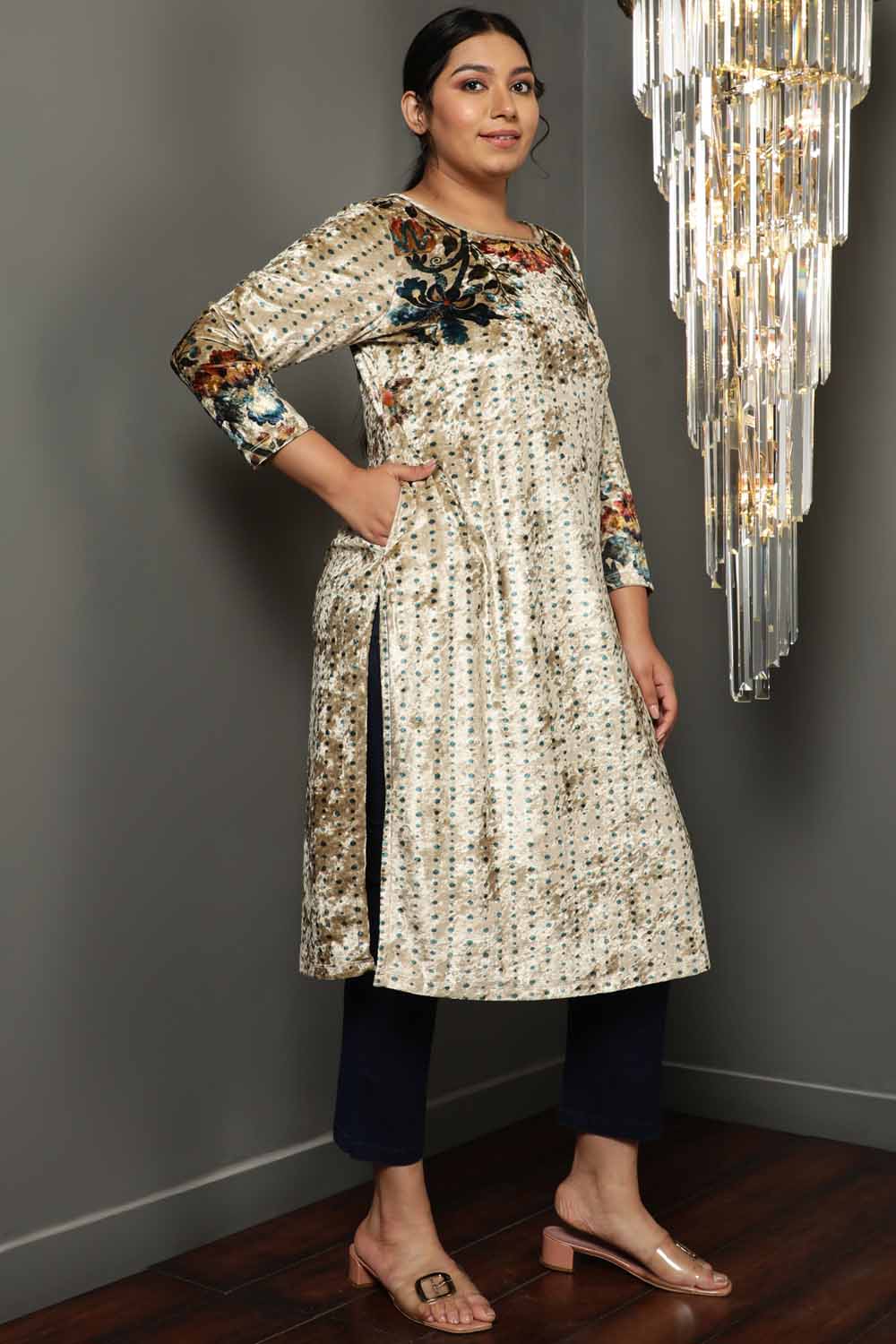 Floral Ethnic Print Velvet Kurta for Women