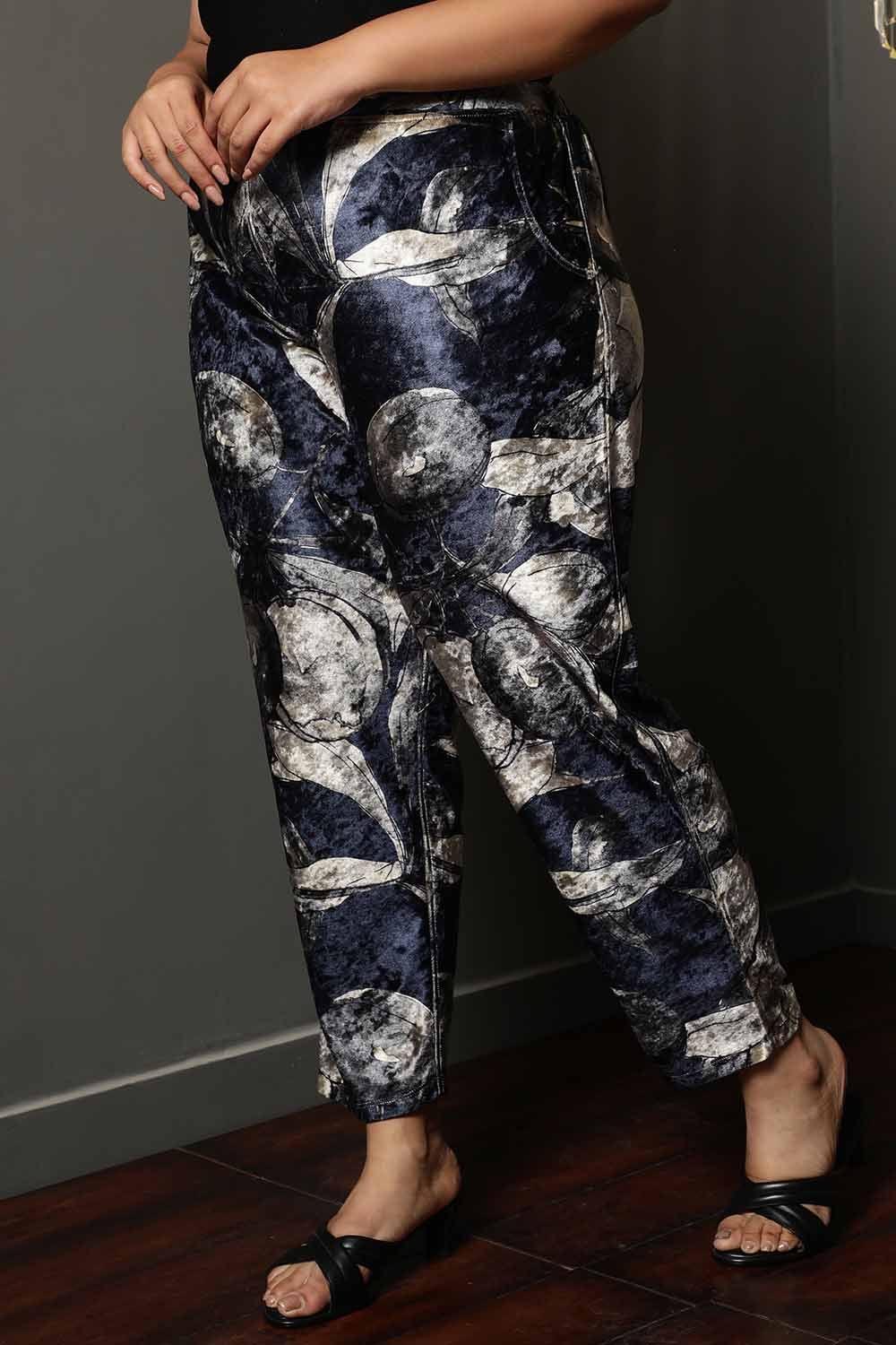 Black Floral Velvet Pant for Women