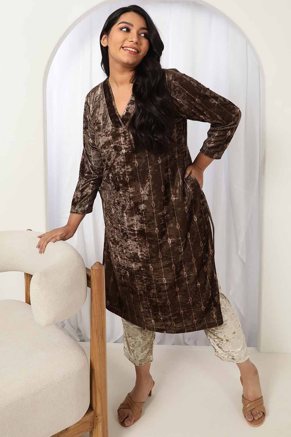 Brown V Neck Velvet Kurta