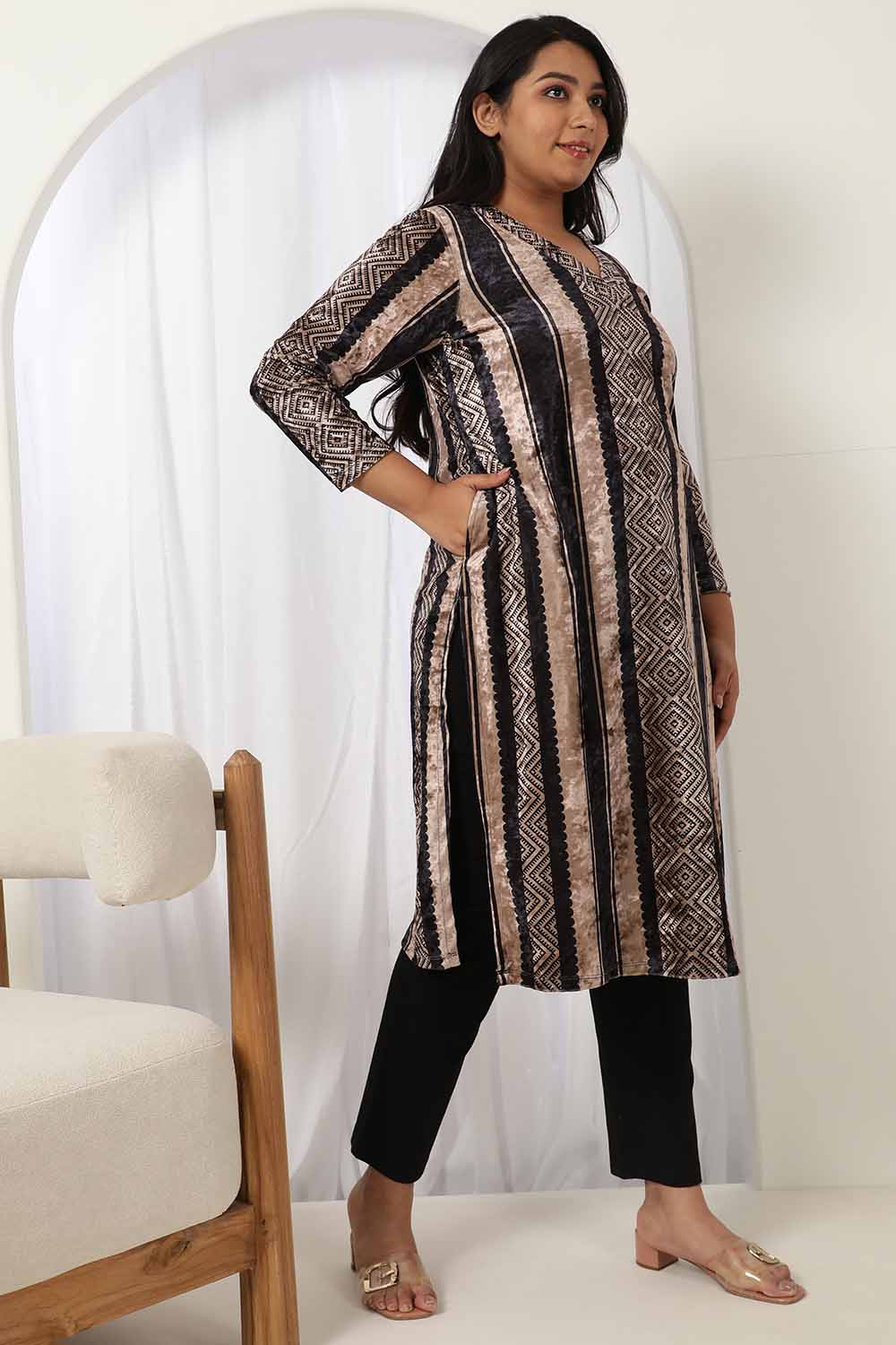 Plus Size Black Beige Stripe Velvet Kurta