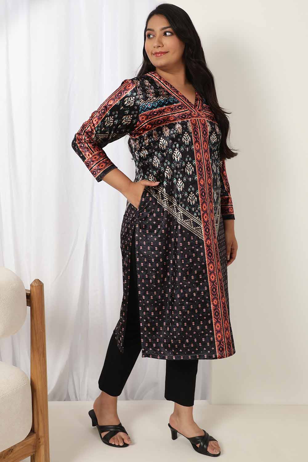 Buy Black Luxe V Neck Velvet Kurta