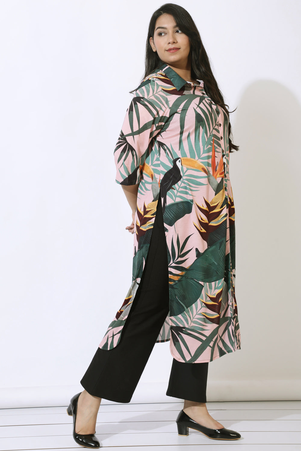 Comfortable Pink Tropical Print Kurta Cum Shrug