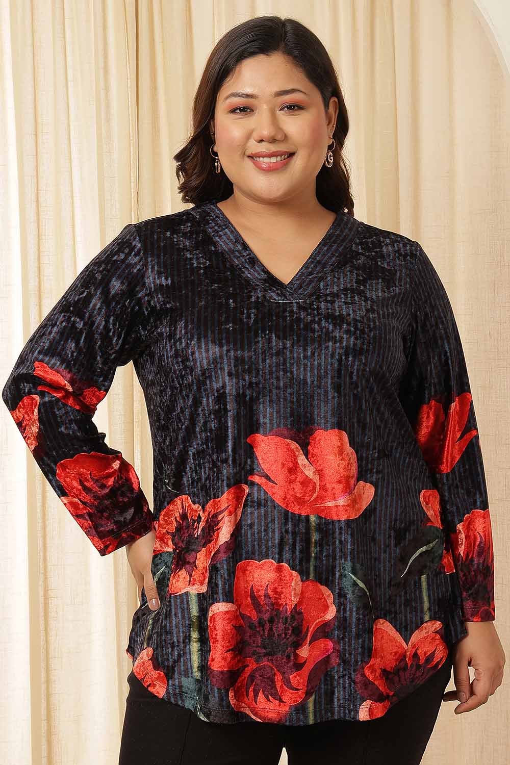 Plus Size Black Floral Borders Velvet Top