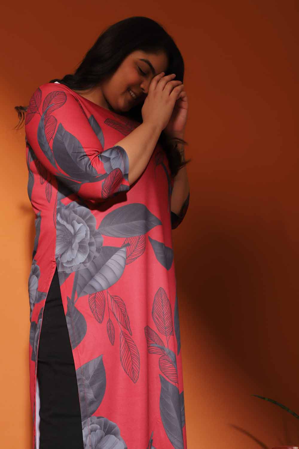 Plus Size Plus Size Red Floral Long Kurti