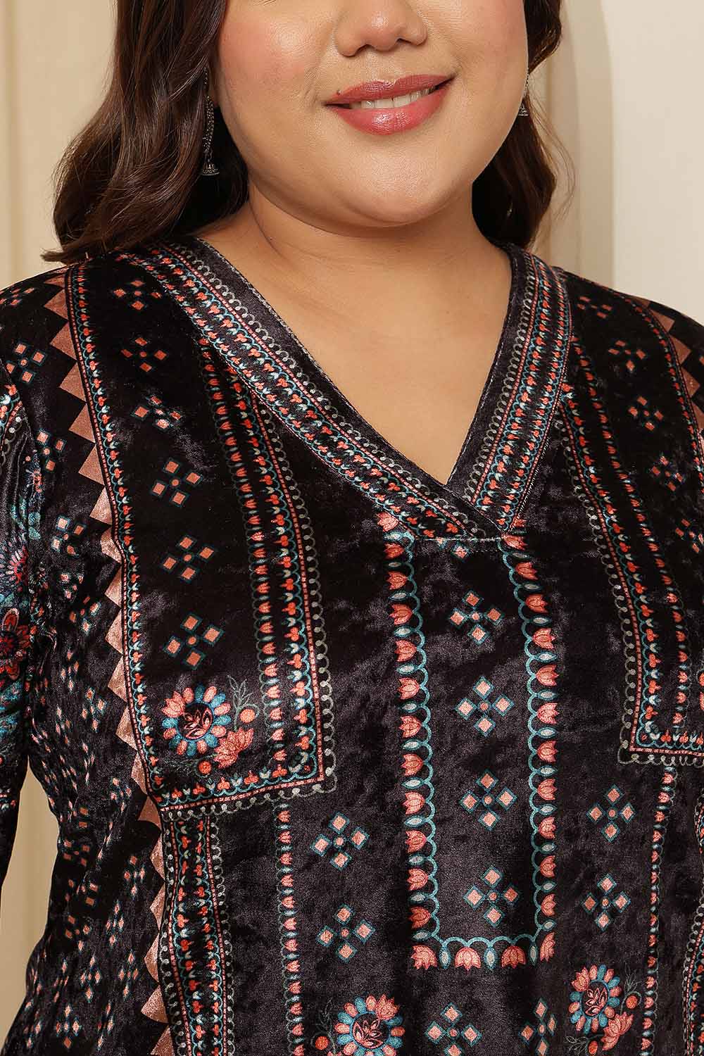 Comfortable Plus Size Black Ethnic Panel Velvet Kurta