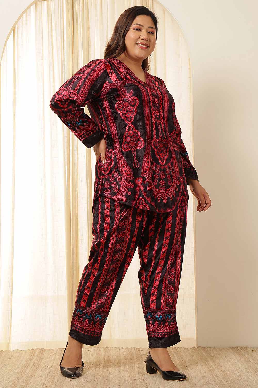 Plus Size Plus Size Black Red Velvet Coord Set
