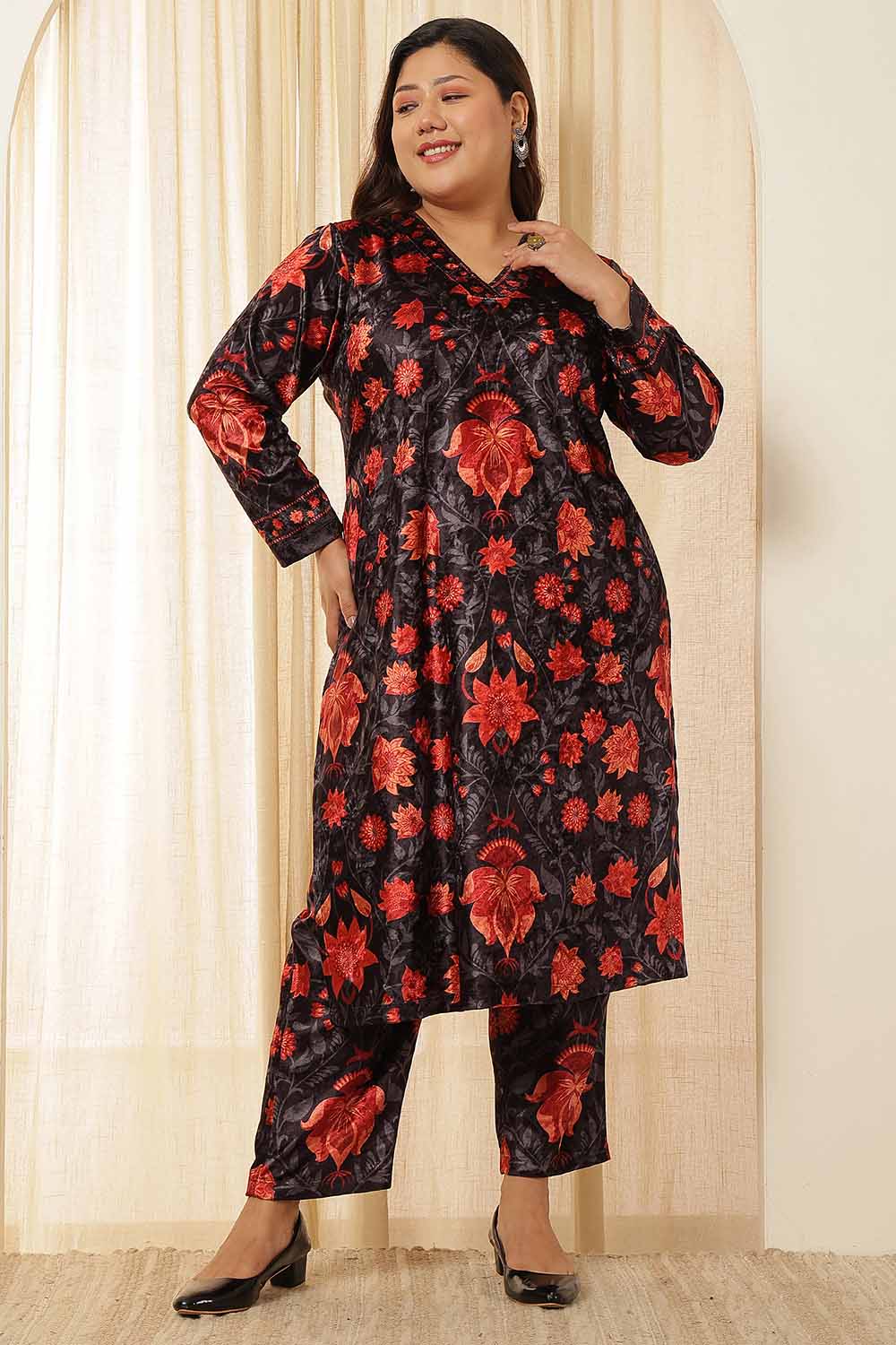 Plus Size Black Red Floral Velvet Coord Set