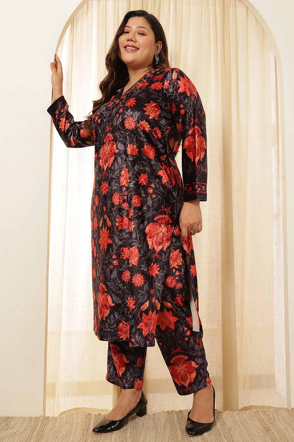 Plus Size Black Red Floral Velvet Coord Set
