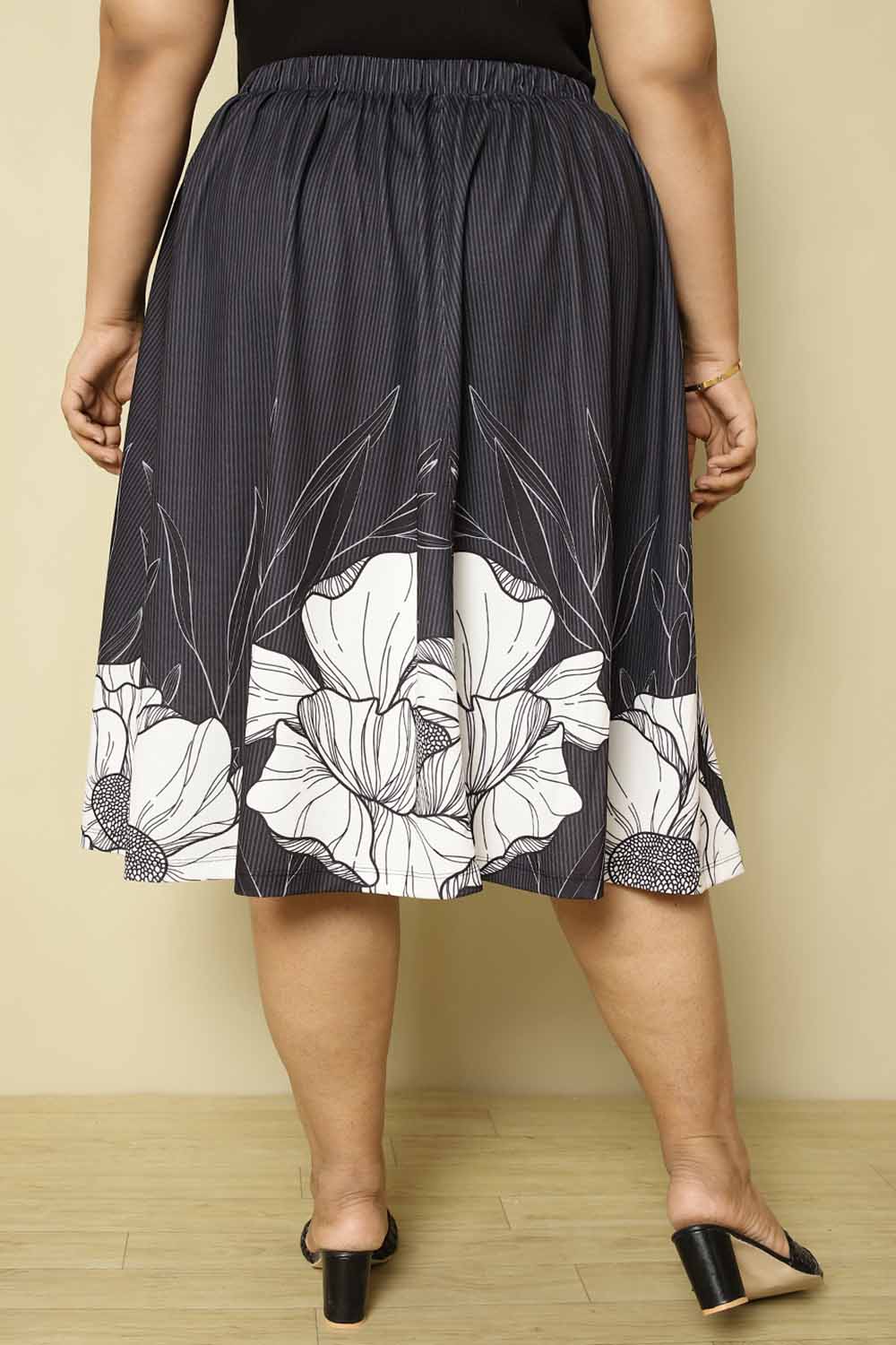 Plus Size Black White Floral Midi Skirt