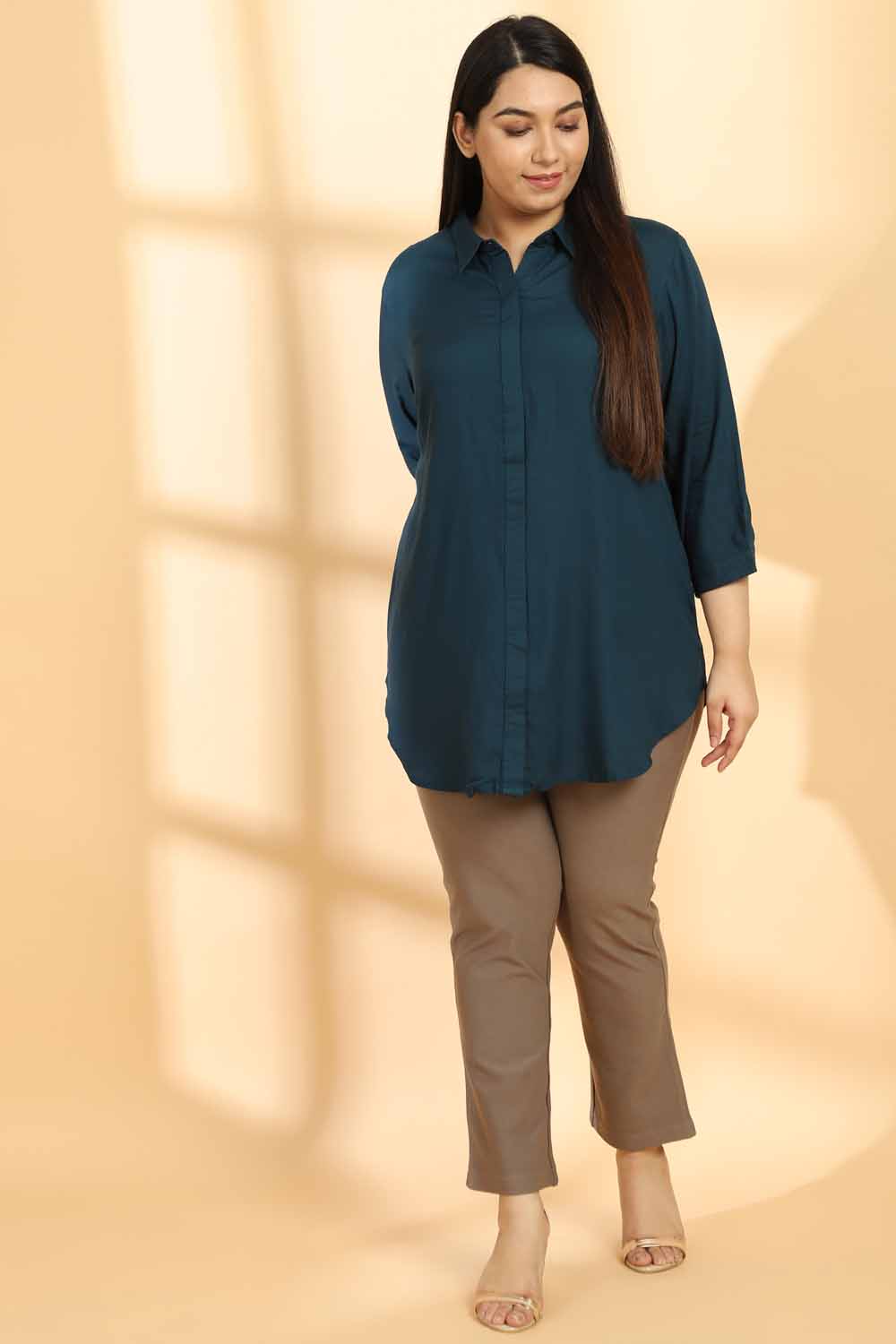 Reflecting Pond Round Hemline Shirt