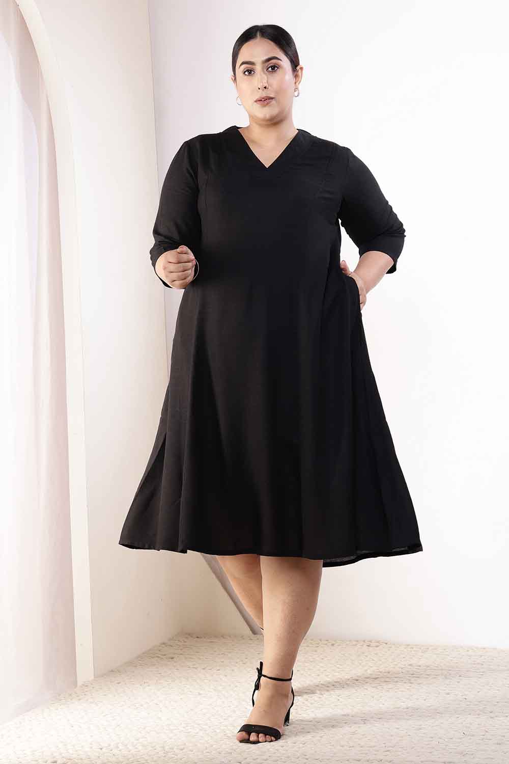 Plus Size Black Cotton Linen Midi Dress