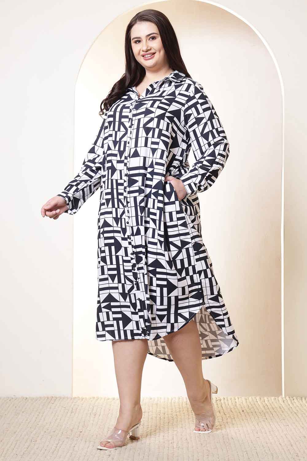 Plus Size Black & White Geometric Print Cotton Shirt Dress for Women