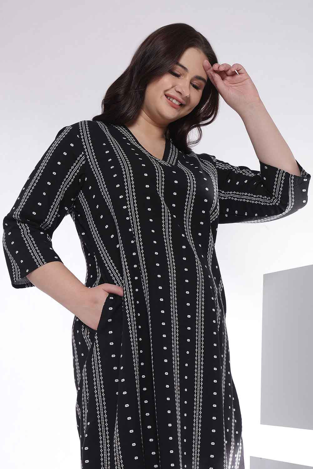 Plus Size Black Weave Work Cotton Midi Dress