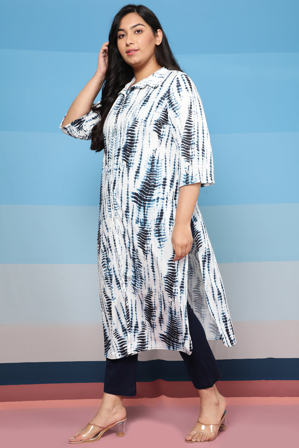 Comfortable Indigo Tie Dye Kurta cum Shrug
