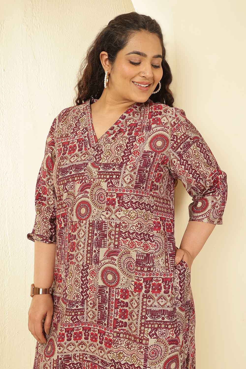 Plus Size Maroon Ethnic Print V-Neck Rayon Muslin Kurta