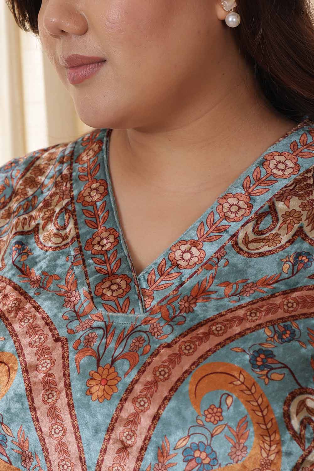 Comfortable Plus Size Multicolor Ethnic Velvet Top