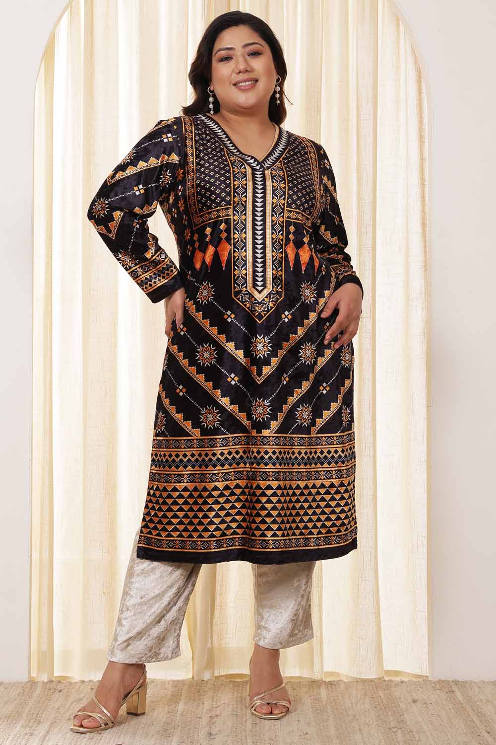 Plus Size Black Beige Velvet Kurta