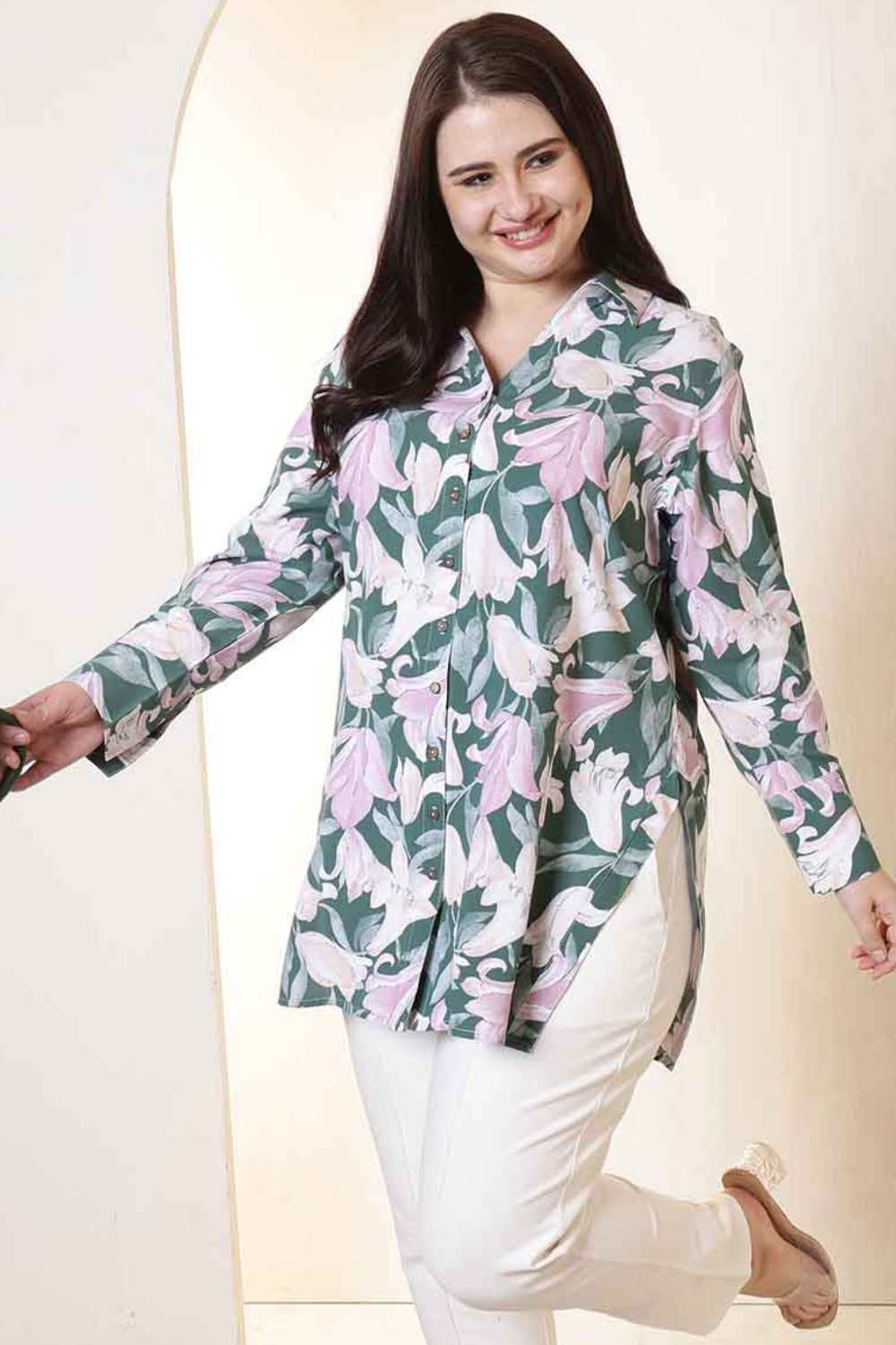Plus Size Green & Pink Flower Print High Slit Styled Cuff Rayon Shirt