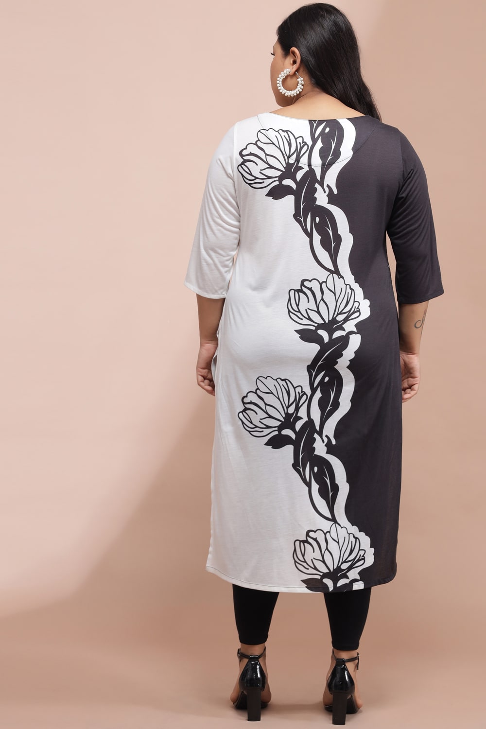Yingyang Kurti