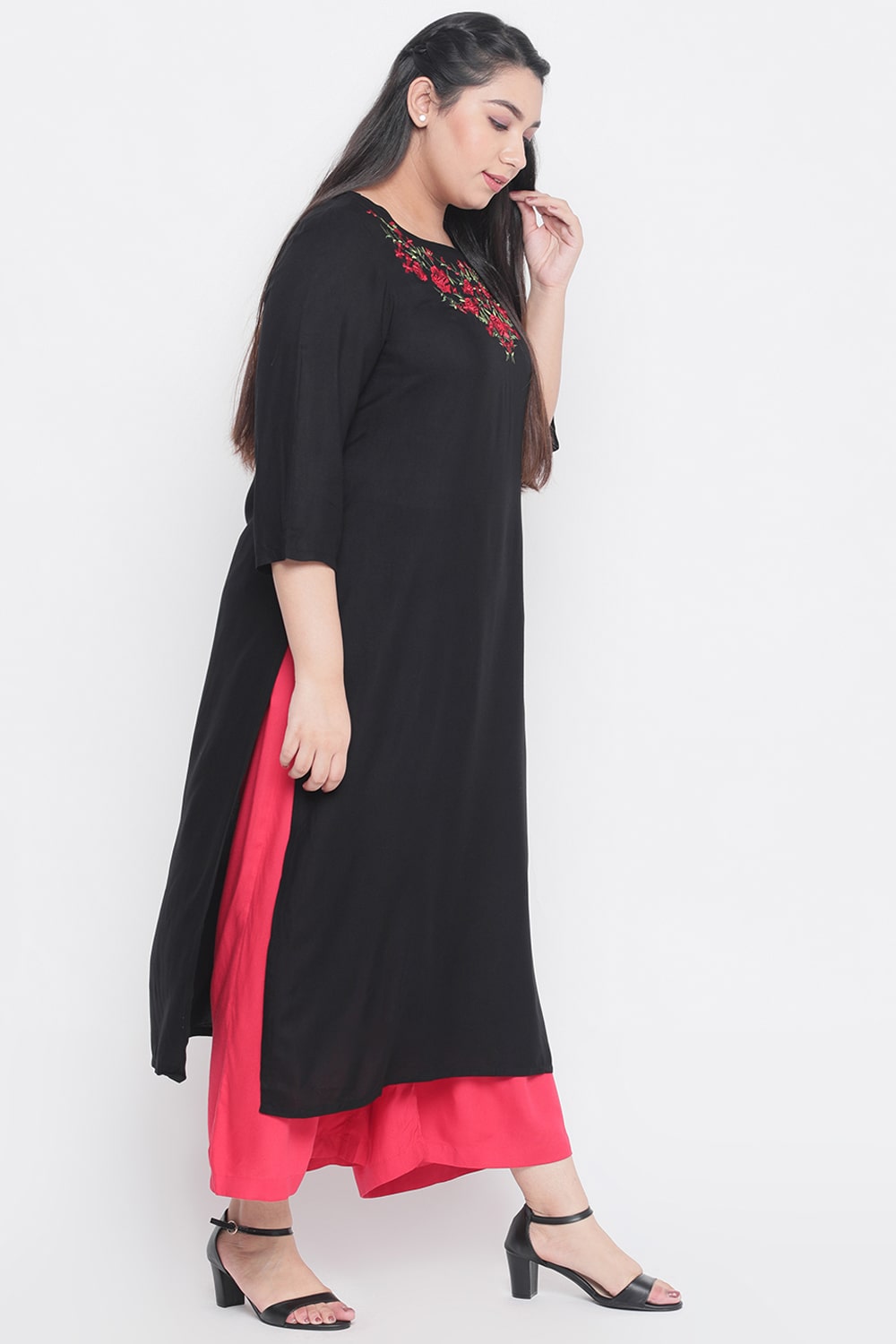 Comfortable Black Neckline Floral Embroidery Kurti