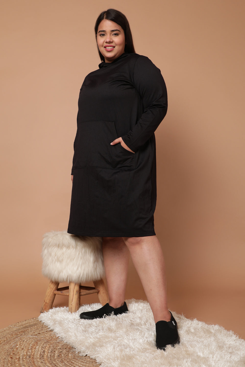 Plus Size Black Sweatshirt Hoodie Winter Dress for Women