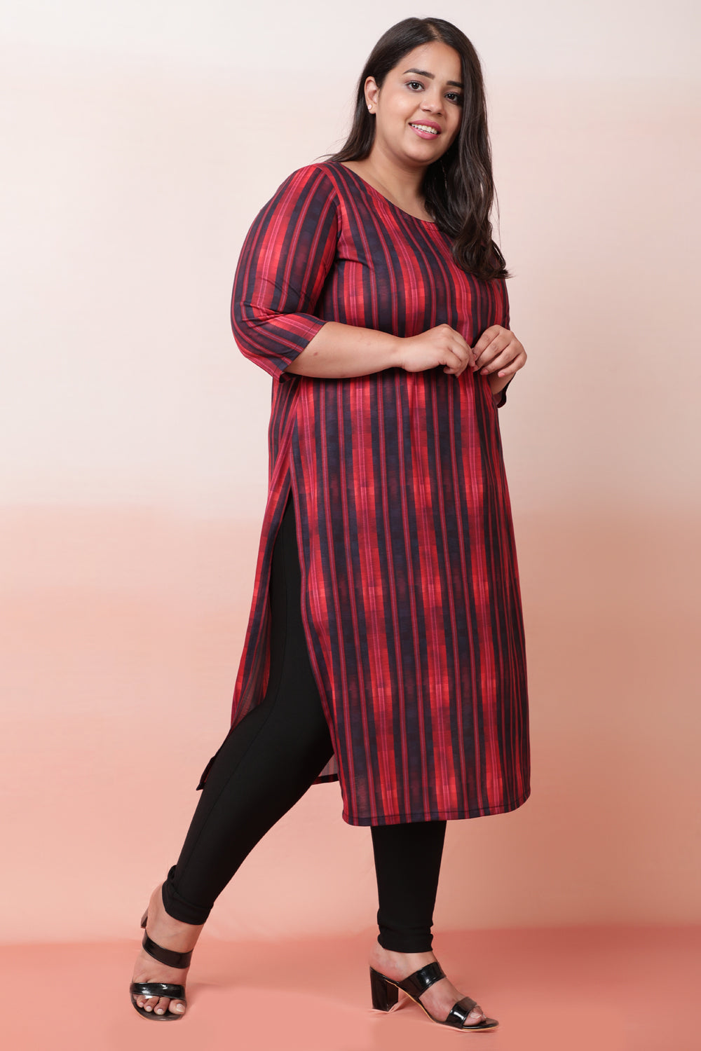 Plus Size Red Black Linear Pattern Kurta